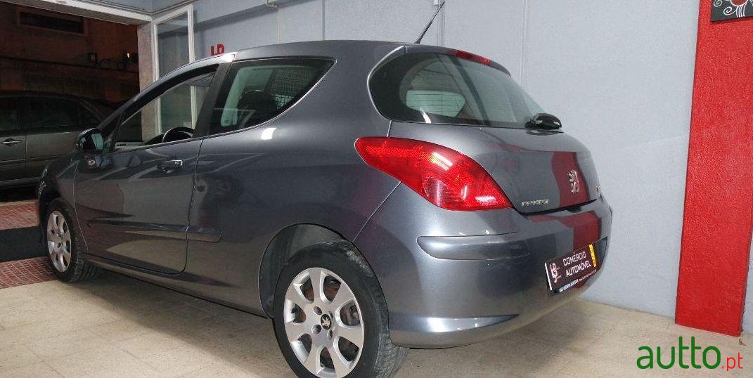 2008' Peugeot 308 photo #2