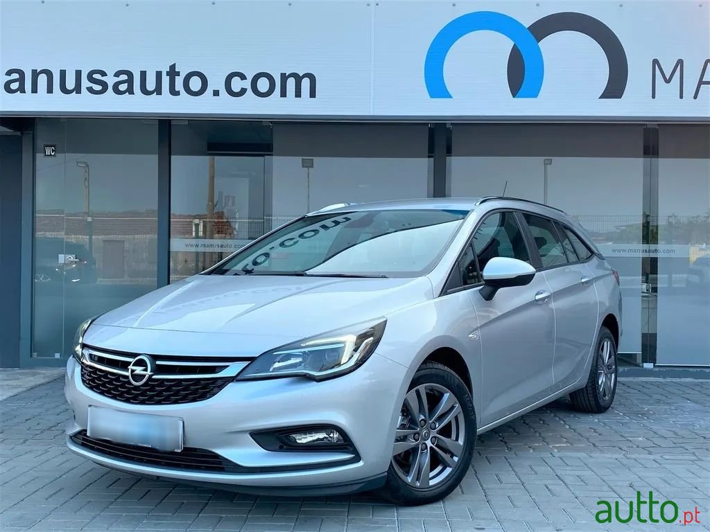 2017' Opel Astra Sports Tourer photo #1