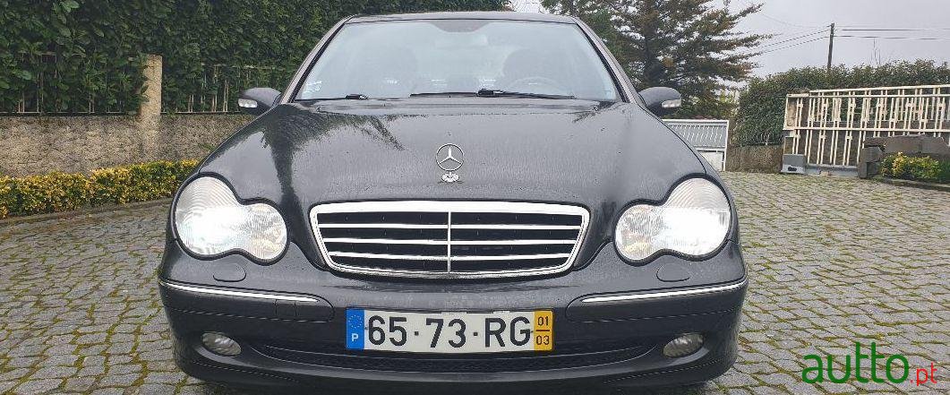 2001' Mercedes-Benz C-220 Cdi Avantgarde photo #4