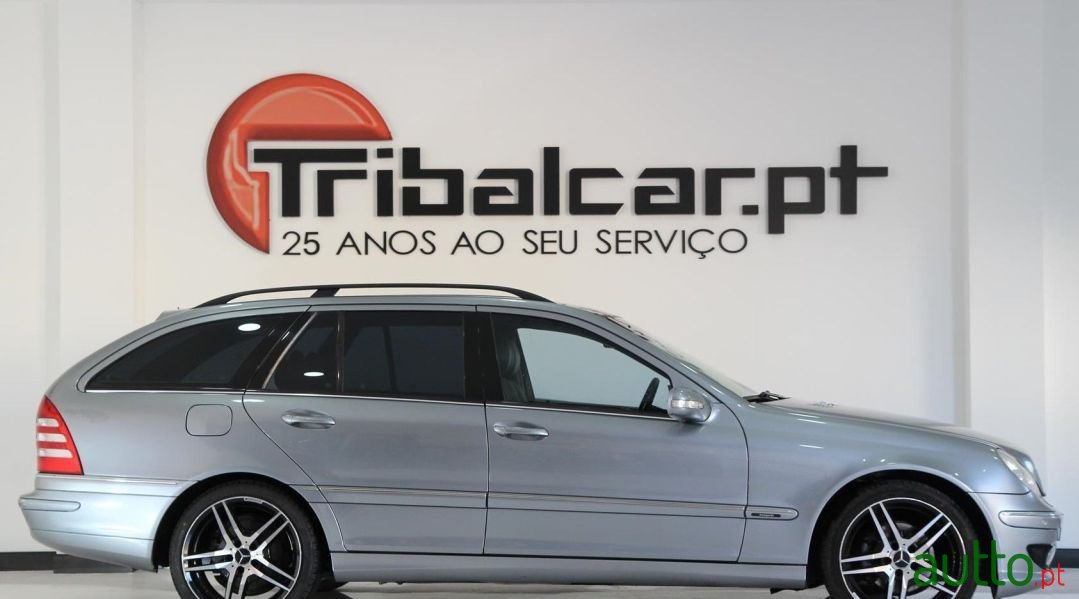 2005' Mercedes-Benz C-220 photo #5