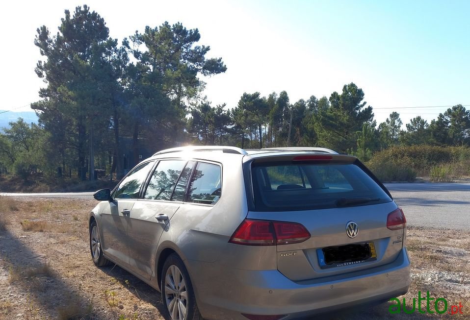 2015' Volkswagen Golf Variant photo #6