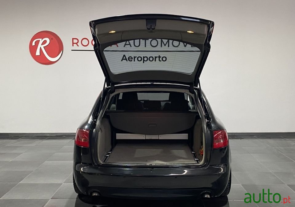 2005' Audi A6 Avant photo #5