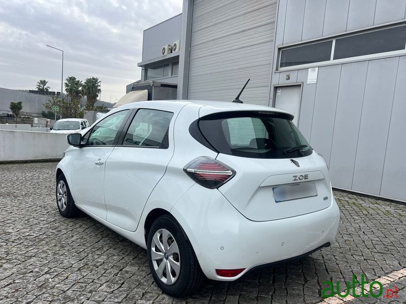 2021' Renault Zoe photo #5