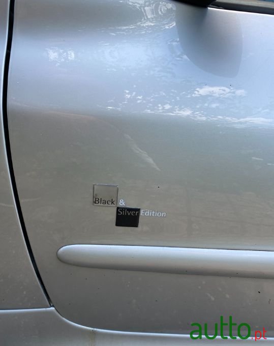 2005' Peugeot 206 photo #6