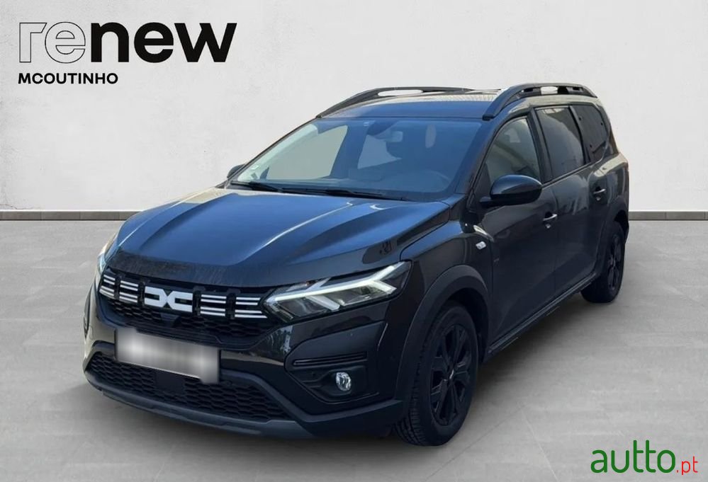 2023' Dacia Jogger photo #1