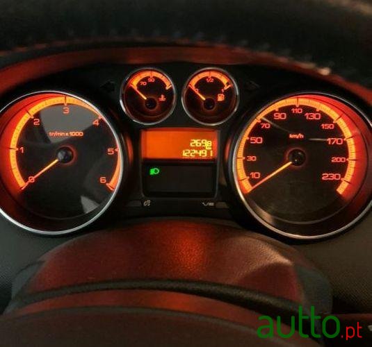 2010' Peugeot 308 photo #2