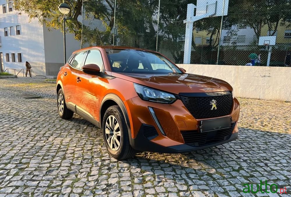 2020' Peugeot 2008 photo #2