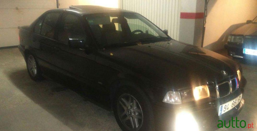 1995' BMW 318 Exclusive Tds  Repro 115 Cv photo #2