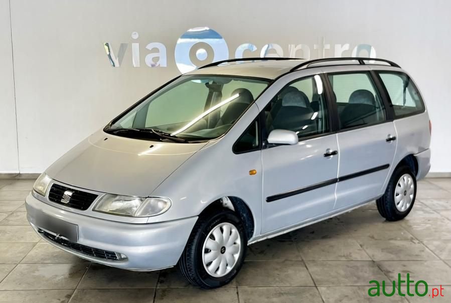 1999' SEAT Alhambra 1.9 Tdi Prestige photo #1