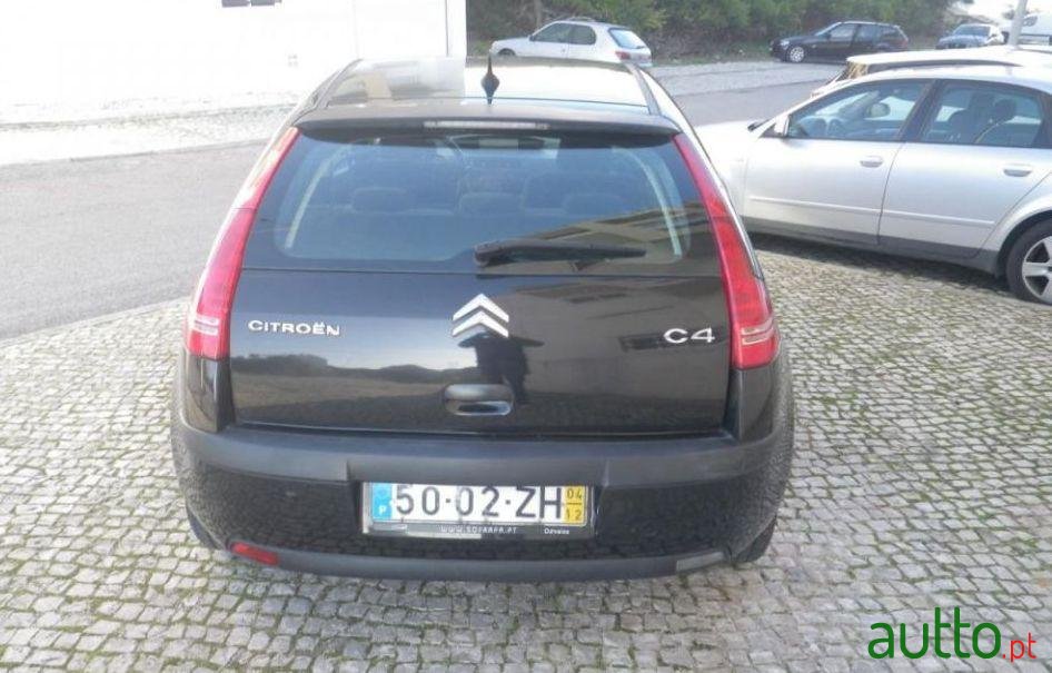 2004' Citroen C4 1.4 16V Sx photo #2