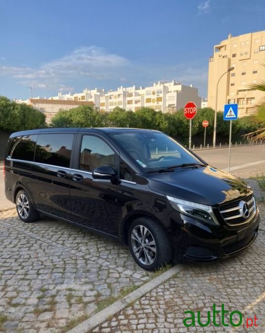 2015' Mercedes-Benz V-250 photo #4