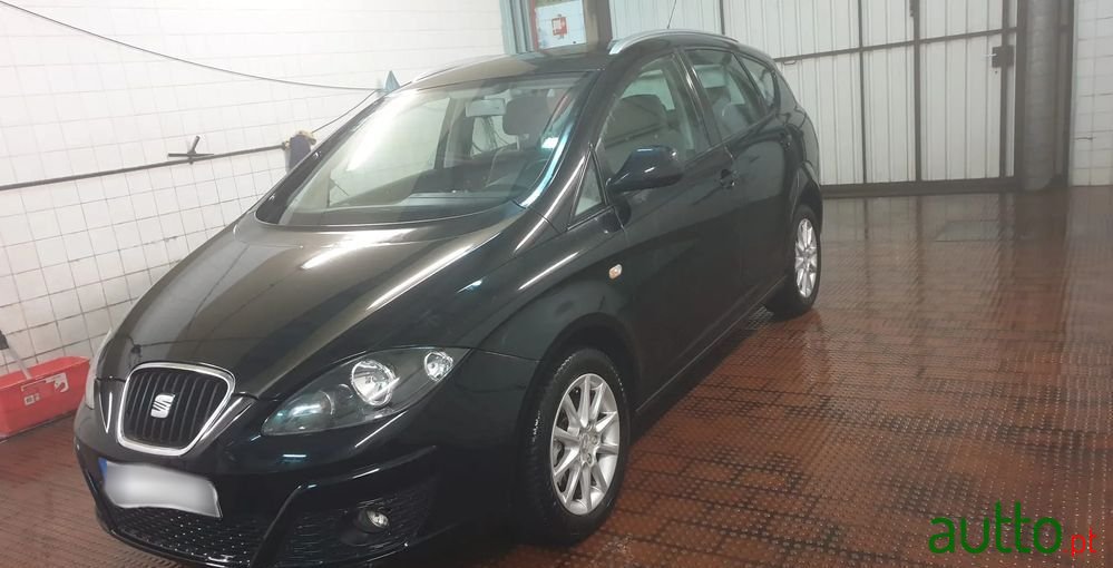 2011' SEAT Altea photo #3