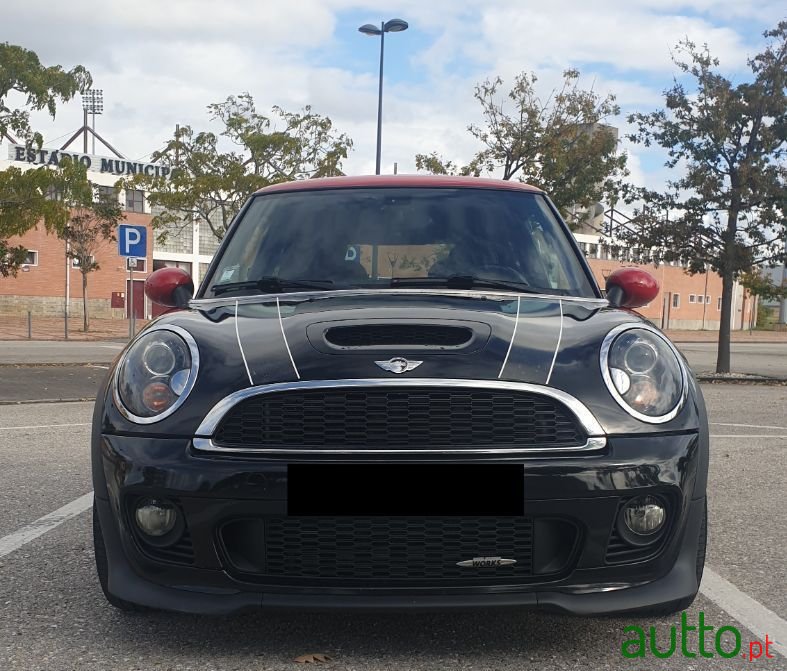 2012' MINI John Cooper Works photo #1