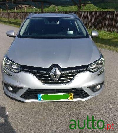 2016' Renault Megane Sport Tourer photo #4