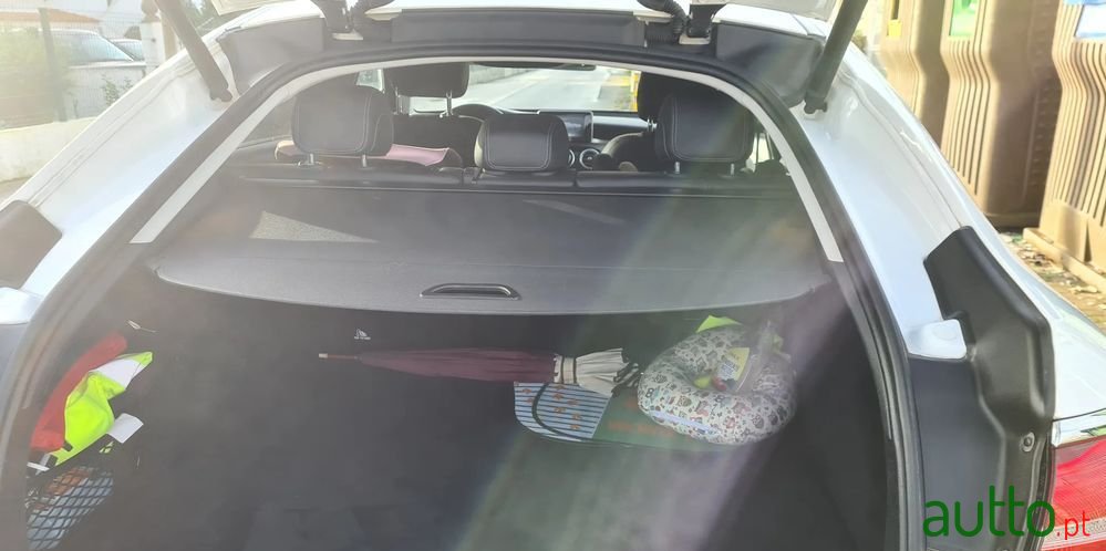 2017' Mercedes-Benz GLC 250 photo #3