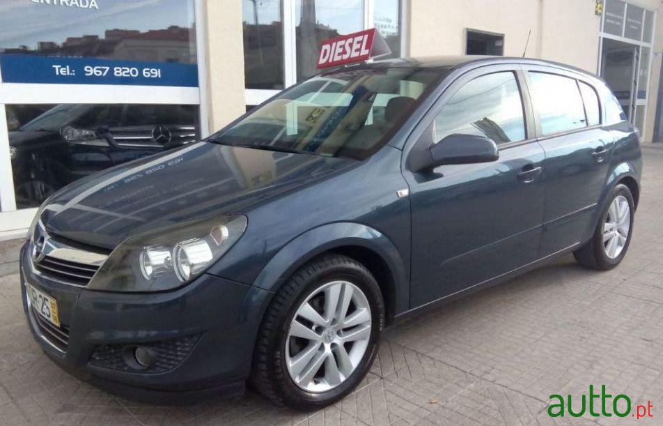 2007' Opel Astra 1.3 Cdti Edition photo #3