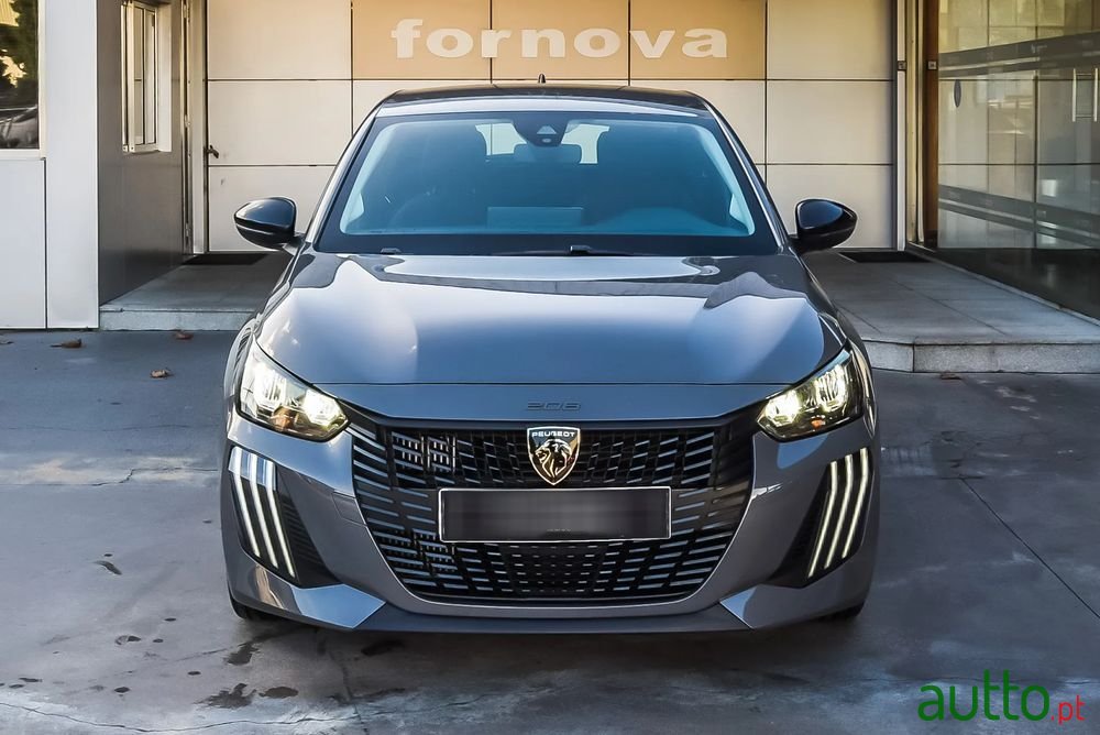 2024' Peugeot 208 photo #3