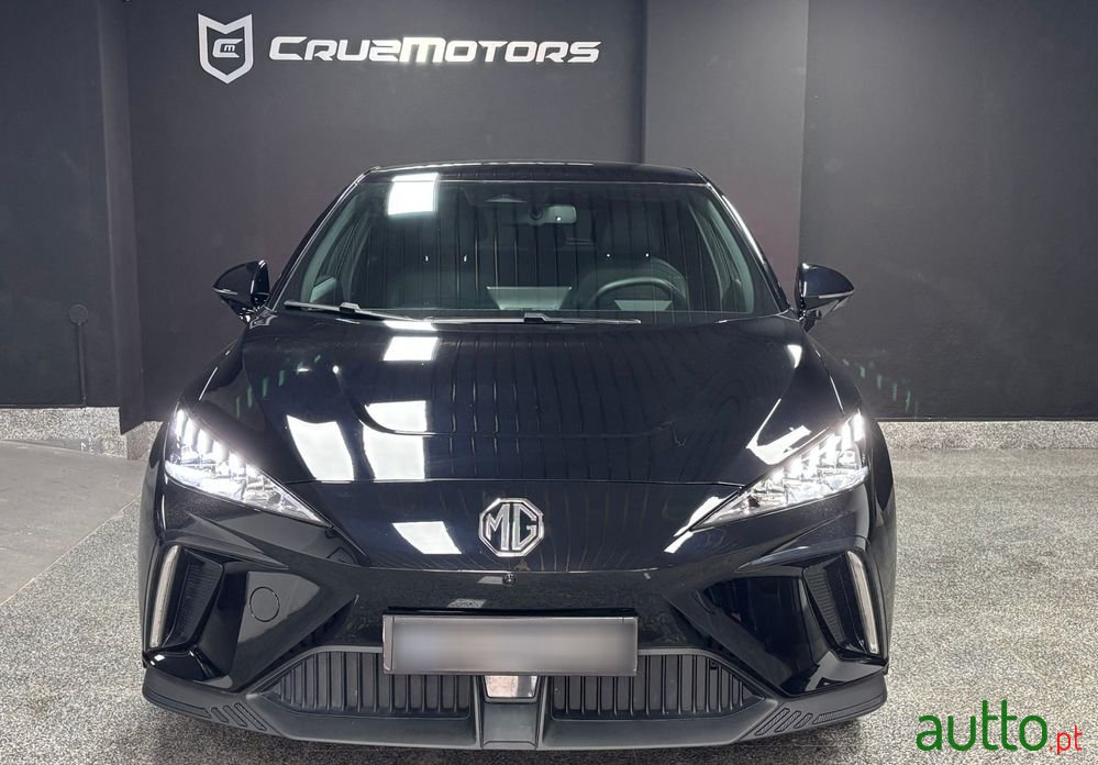 2024' MG MG4 64 Kwh Luxury photo #2