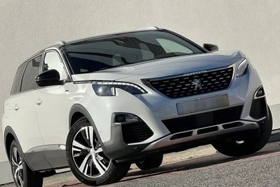 2019' Peugeot 5008