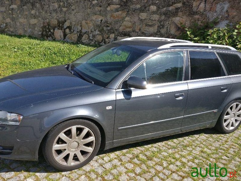 2005' Audi A4 Avant photo #2