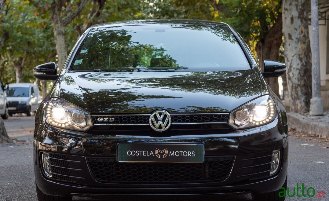 2012' Volkswagen Golf photo #1