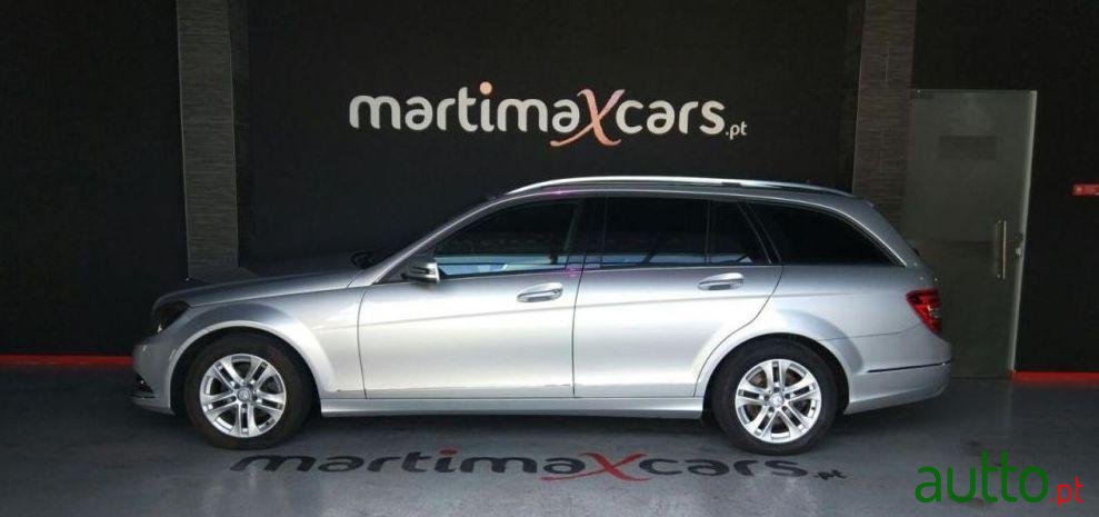 2013' Mercedes-Benz C-220 photo #2