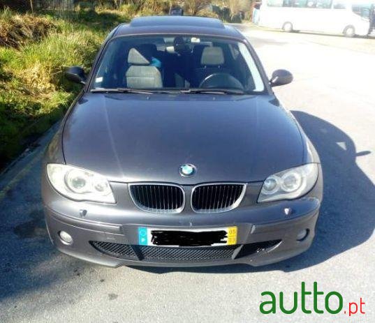 2005' BMW 120 D photo #2