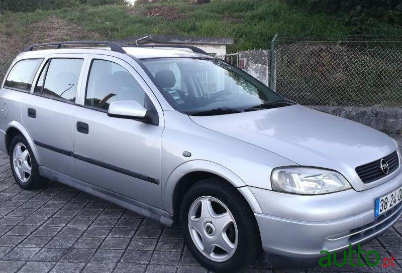 2000' Opel Astra Caravan photo #3