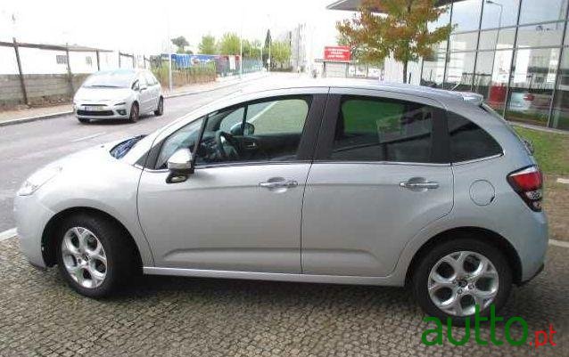 2014' Citroen C3 1.4 Hdi Collection photo #2