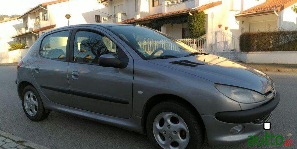 2000' Peugeot 206 1.1 Xt photo #1