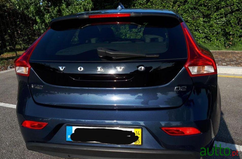 2014' Volvo V40 photo #1