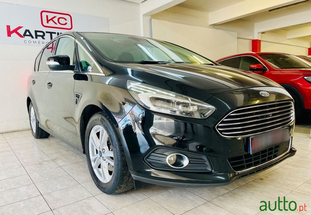 2017' Ford S-Max 2.0 Tdci Titanium photo #3