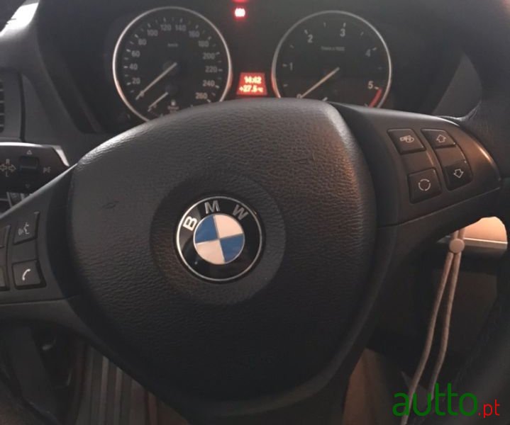 2011' BMW X5 photo #5