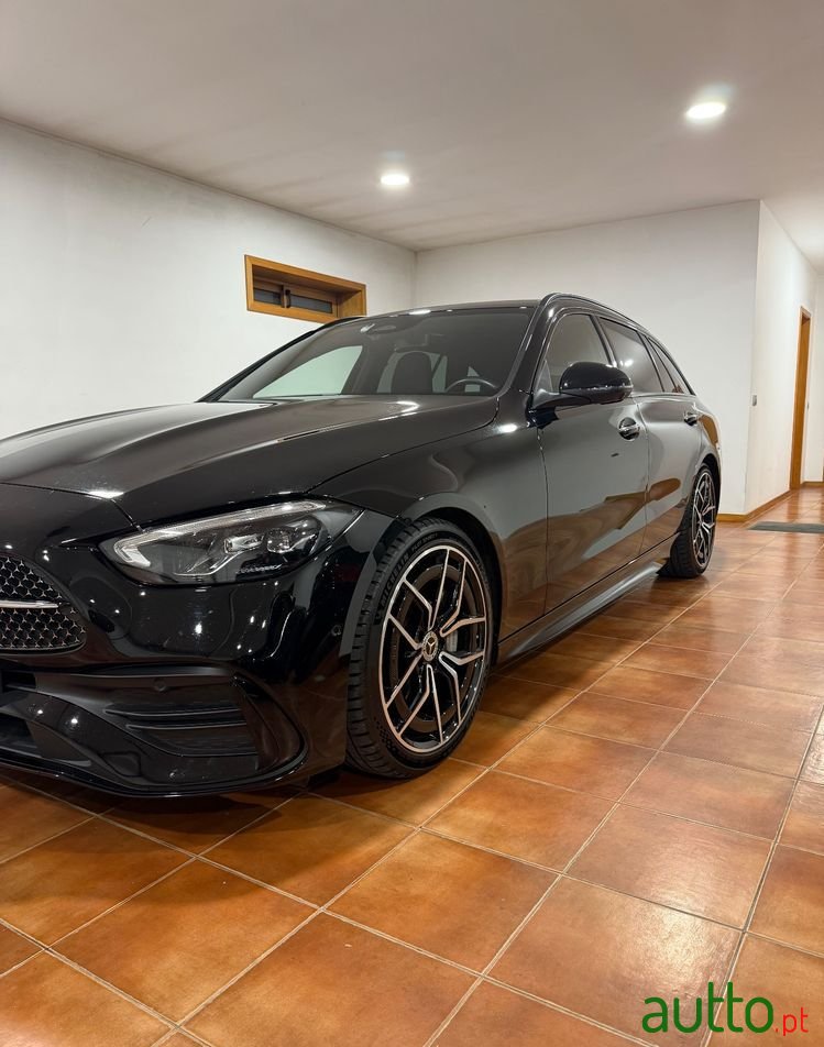 2023' Mercedes-Benz Classe C photo #1