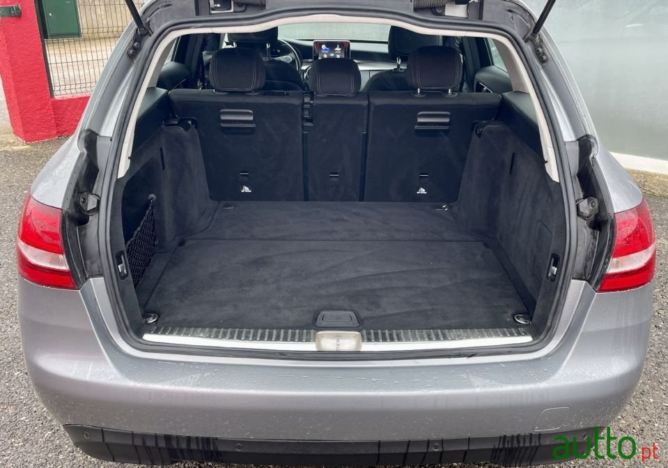 2015' Mercedes-Benz C-200 photo #3