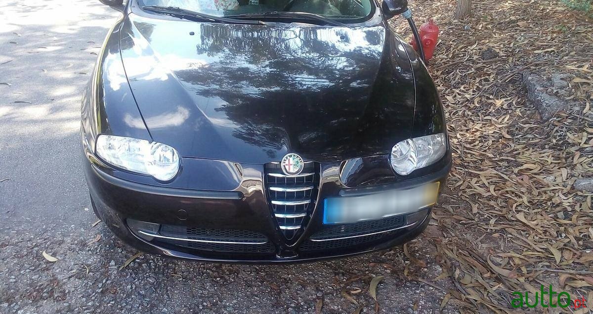 2002' Alfa Romeo 147 photo #1