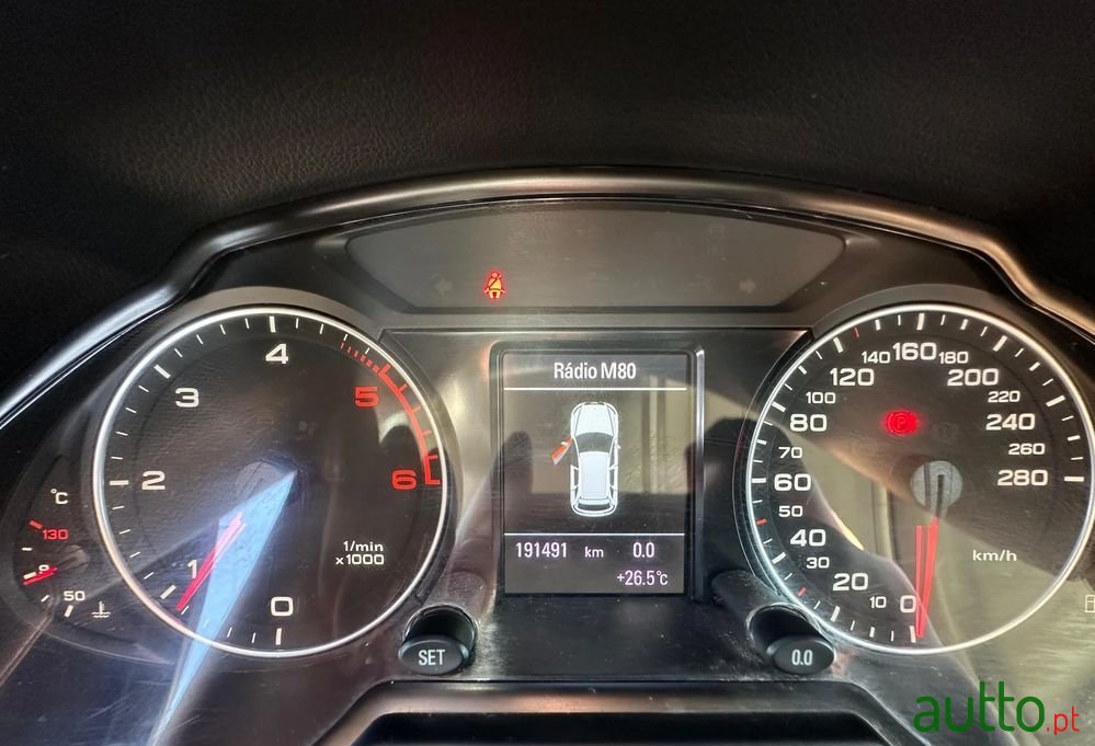 2011' Audi Q5 2.0 Tdi photo #5