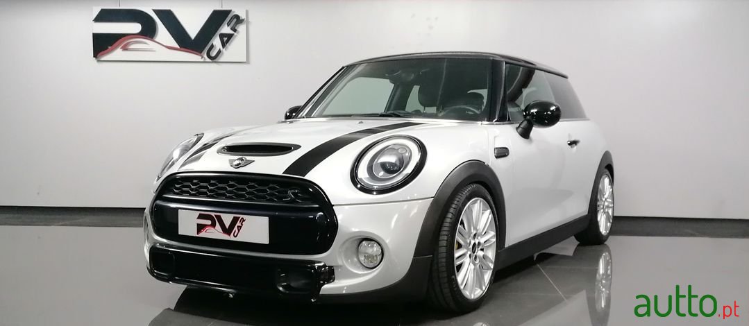 2014' MINI Cooper photo #1