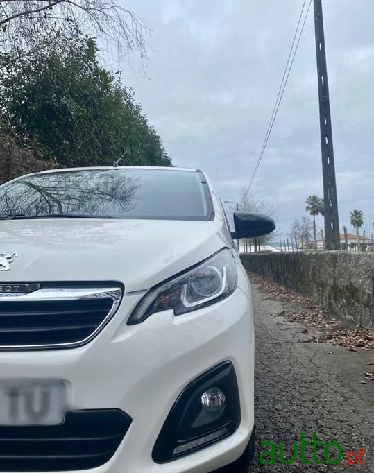 2015' Peugeot 108 photo #6