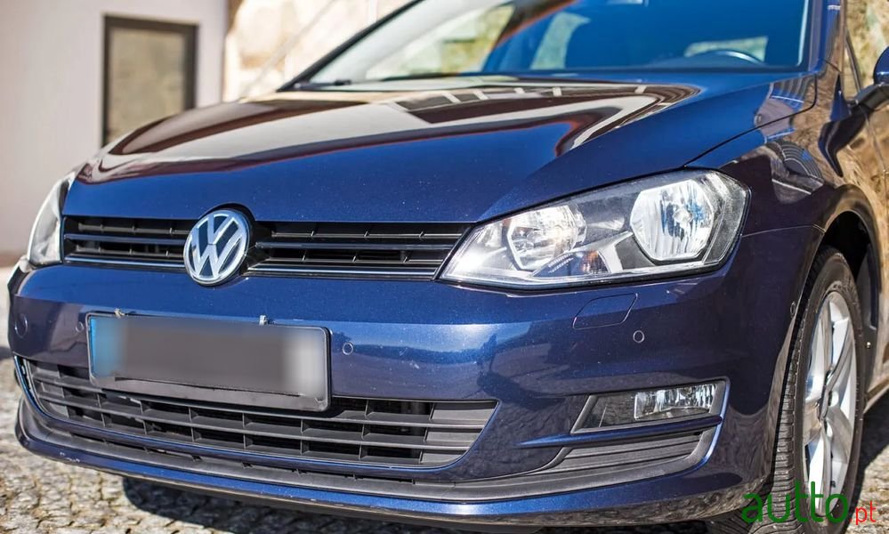 2013' Volkswagen Golf photo #4