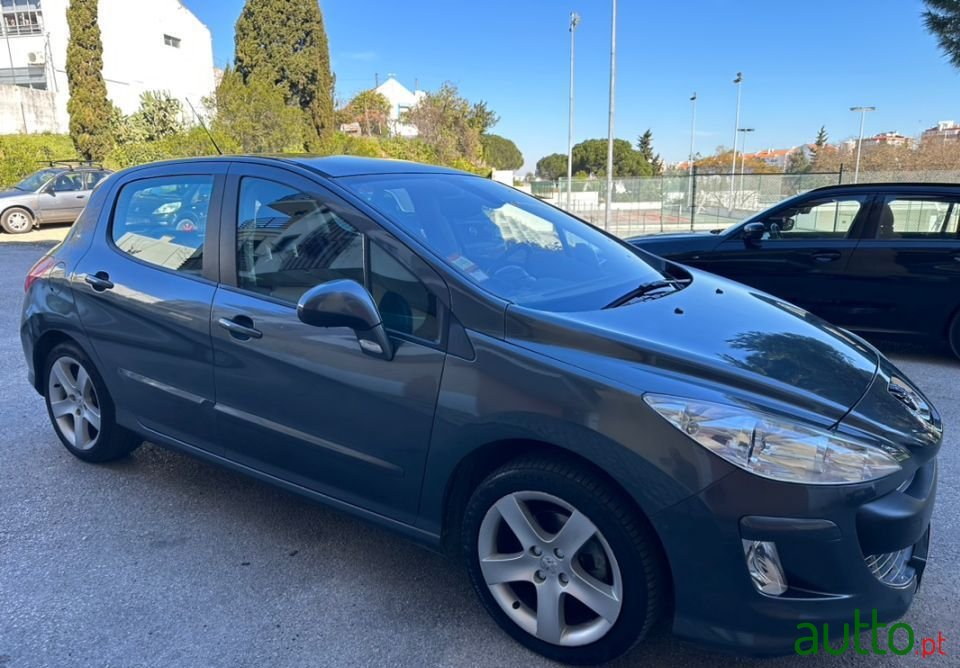 2008' Peugeot 308 photo #1