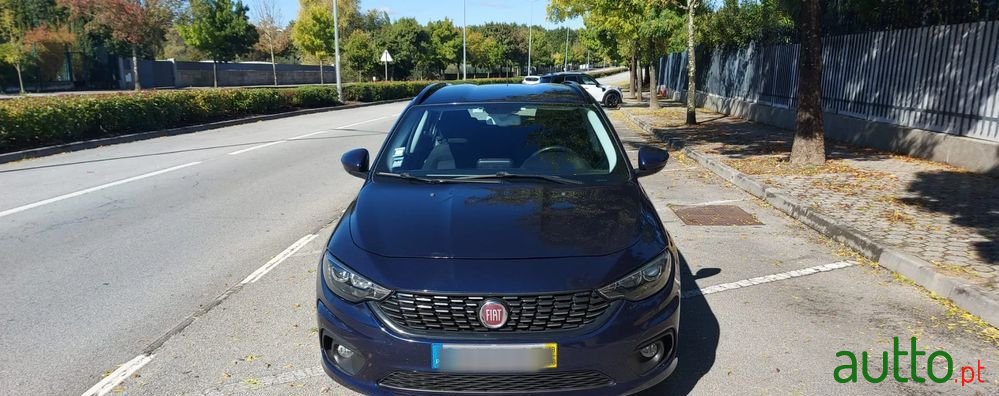 2018' Fiat Tipo Station Wagon photo #6