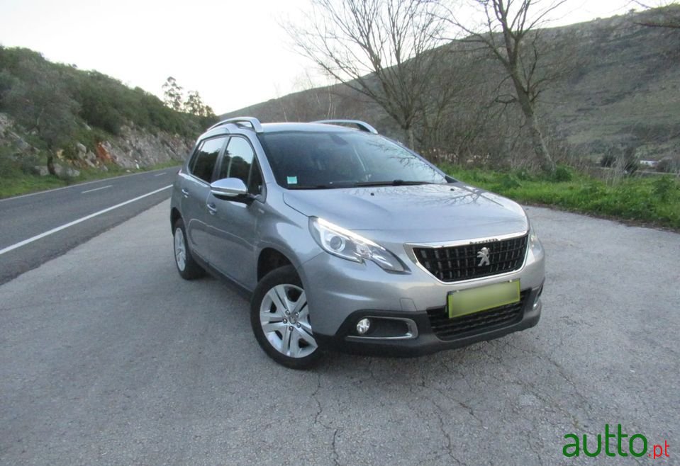 2018' Peugeot 2008 photo #4