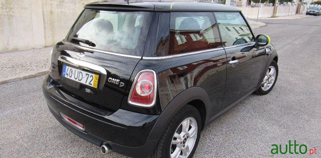 2014' MINI One photo #2