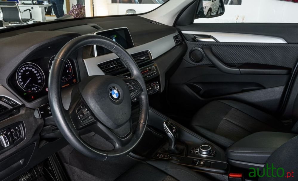 2019' BMW X1 photo #6