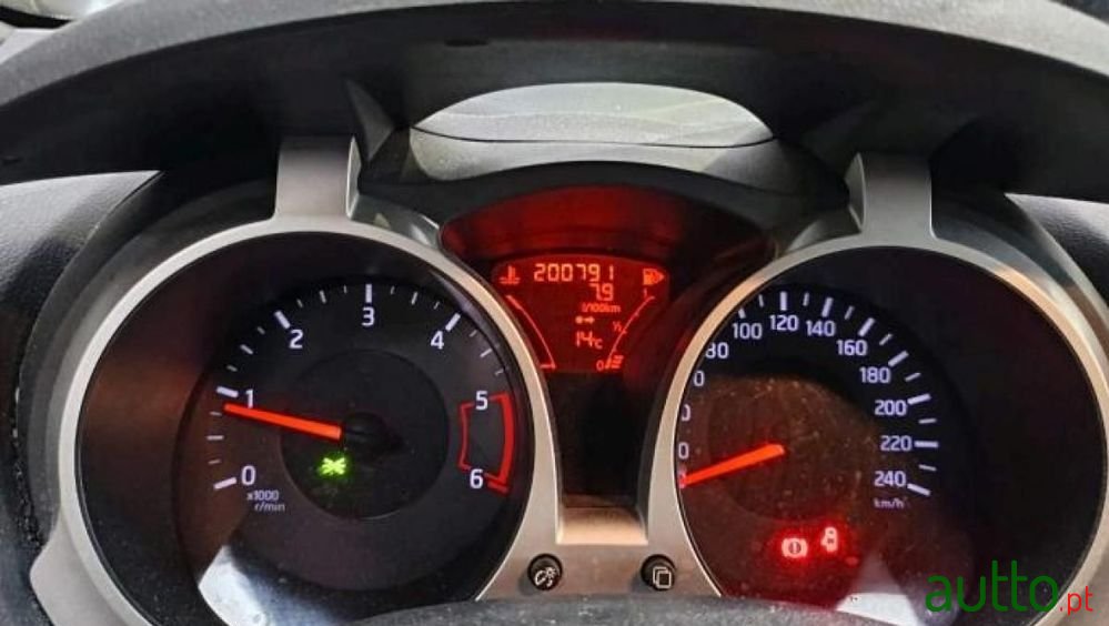 2010' Nissan Juke photo #4