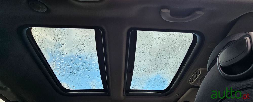 2017' MINI One D 3 Portas photo #4