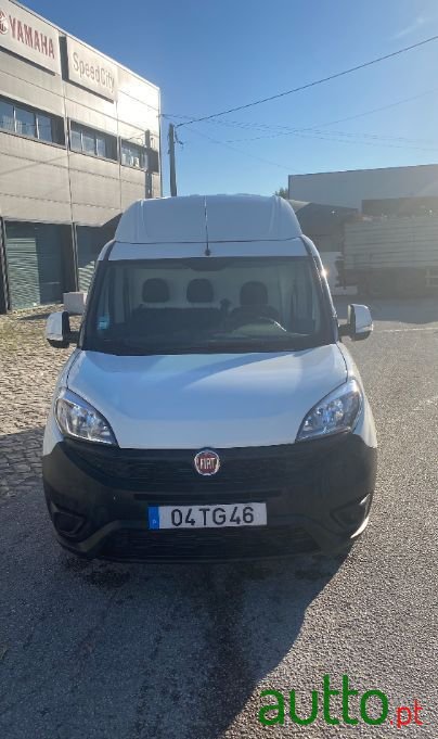 2017' Fiat Doblo photo #3