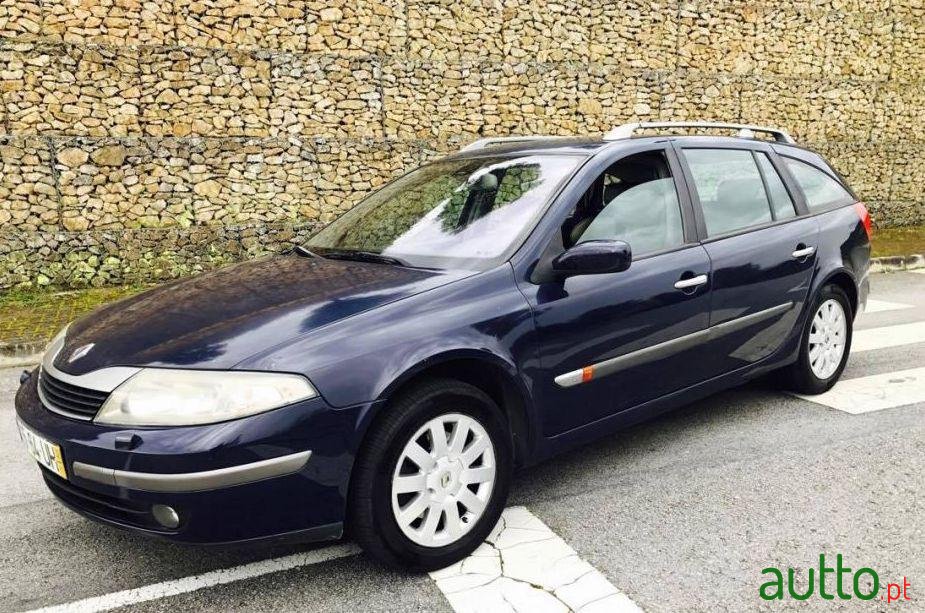 2002' Renault Laguna Break photo #2