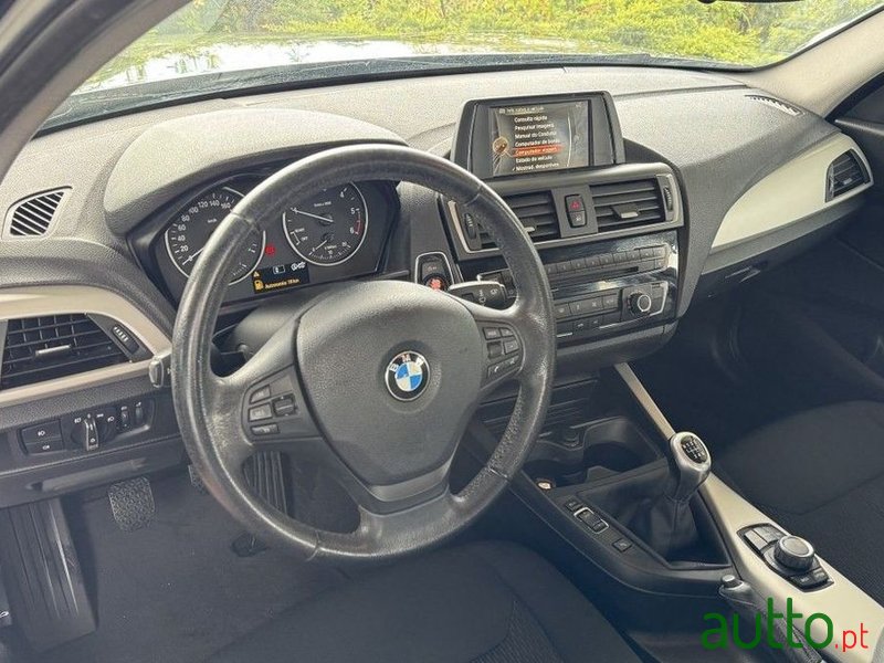 2016' BMW Série 1 D Line Urban photo #2
